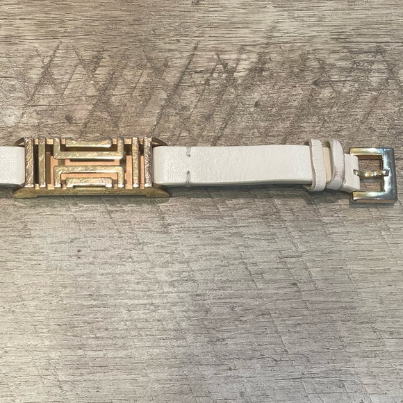 Tory Burch Light Oak & Rose Gold Fitbit Fret Double Wrap Bracelet - Picture 6 of 13